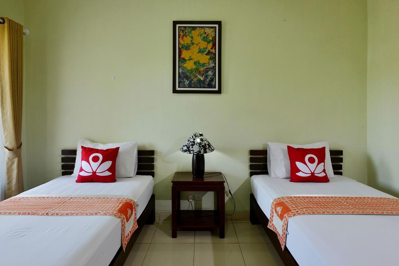 Zen Rooms Pakualaman Yogyakarta Bagian luar foto