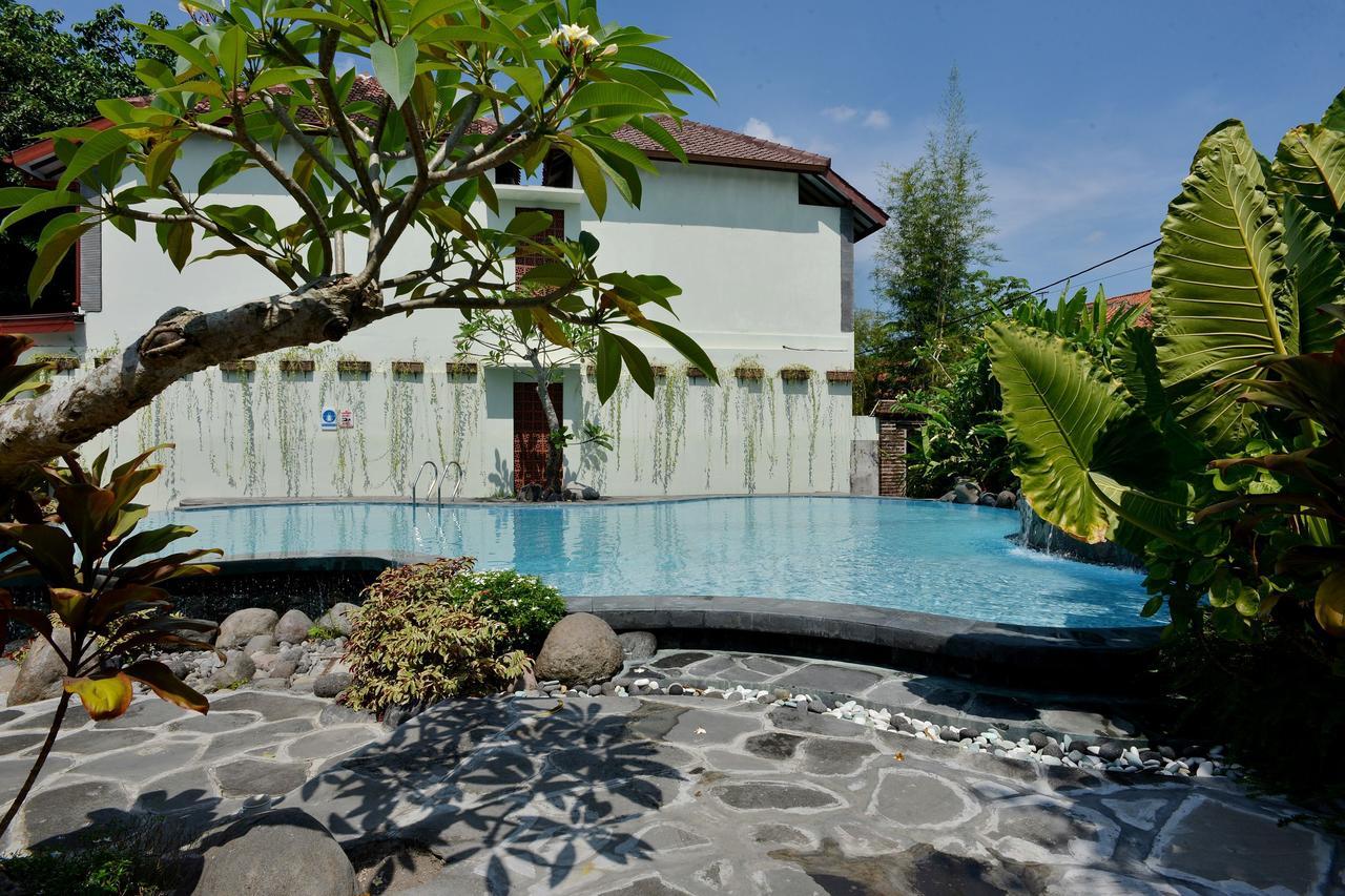 Zen Rooms Pakualaman Yogyakarta Bagian luar foto