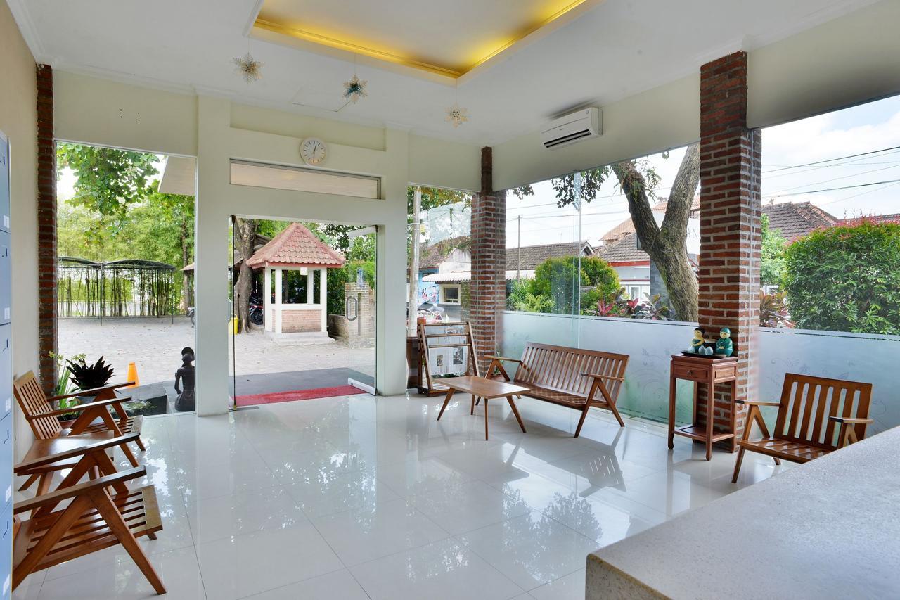 Zen Rooms Pakualaman Yogyakarta Bagian luar foto
