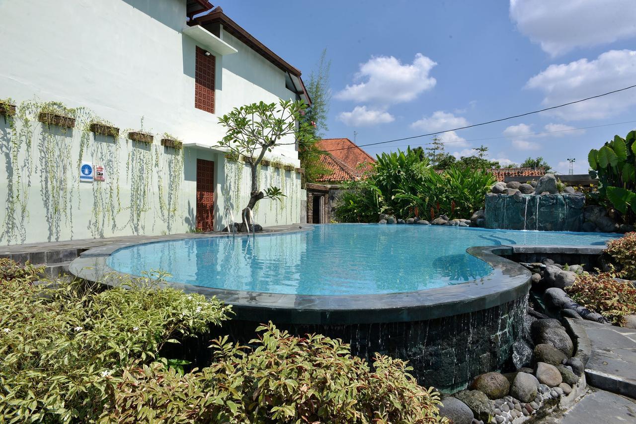 Zen Rooms Pakualaman Yogyakarta Bagian luar foto