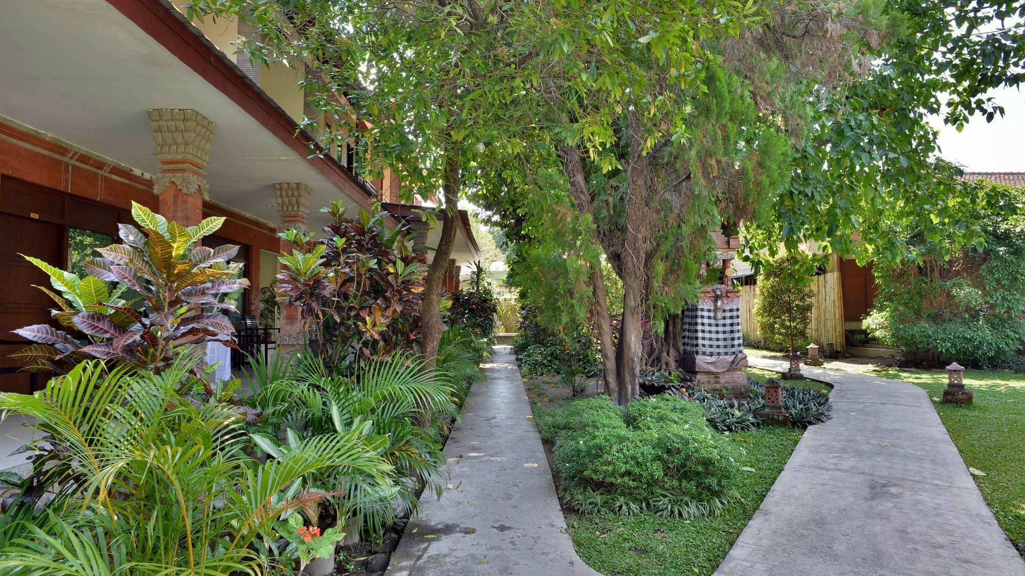 Zen Rooms Pakualaman Yogyakarta Bagian luar foto