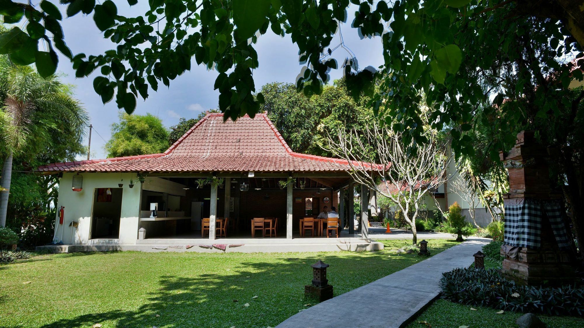 Zen Rooms Pakualaman Yogyakarta Bagian luar foto