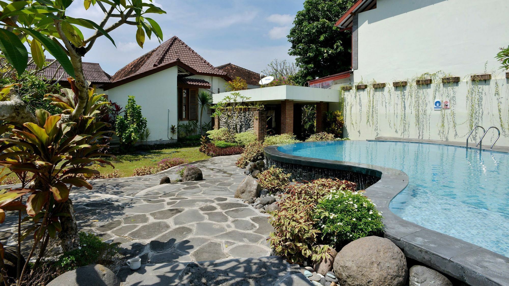 Zen Rooms Pakualaman Yogyakarta Bagian luar foto